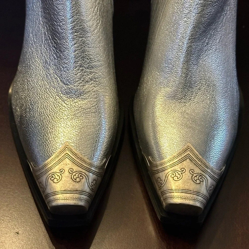 NIB Free People Brayden Western Boot US 7 EU 38 Pewter Silver